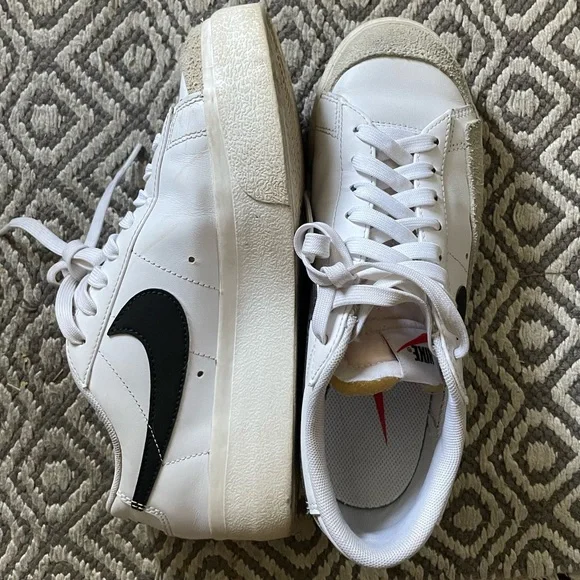 nike low top blazers - Picture 3 of 6